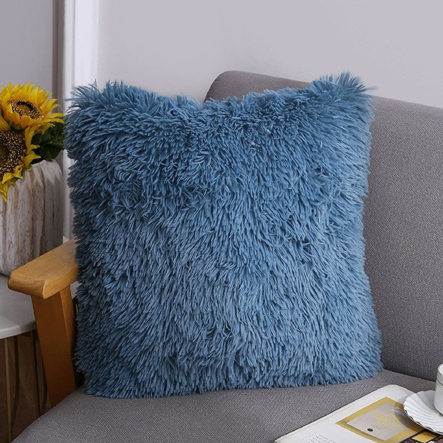 Fluffy Cushion Covers Set of 1 Faux Fur Pillow Covers 16x16 inch for Sofa Couch