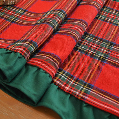 Ruffled Christmas Plaid Pillow Covers, Set of 2 — Red Plaid Green Edge