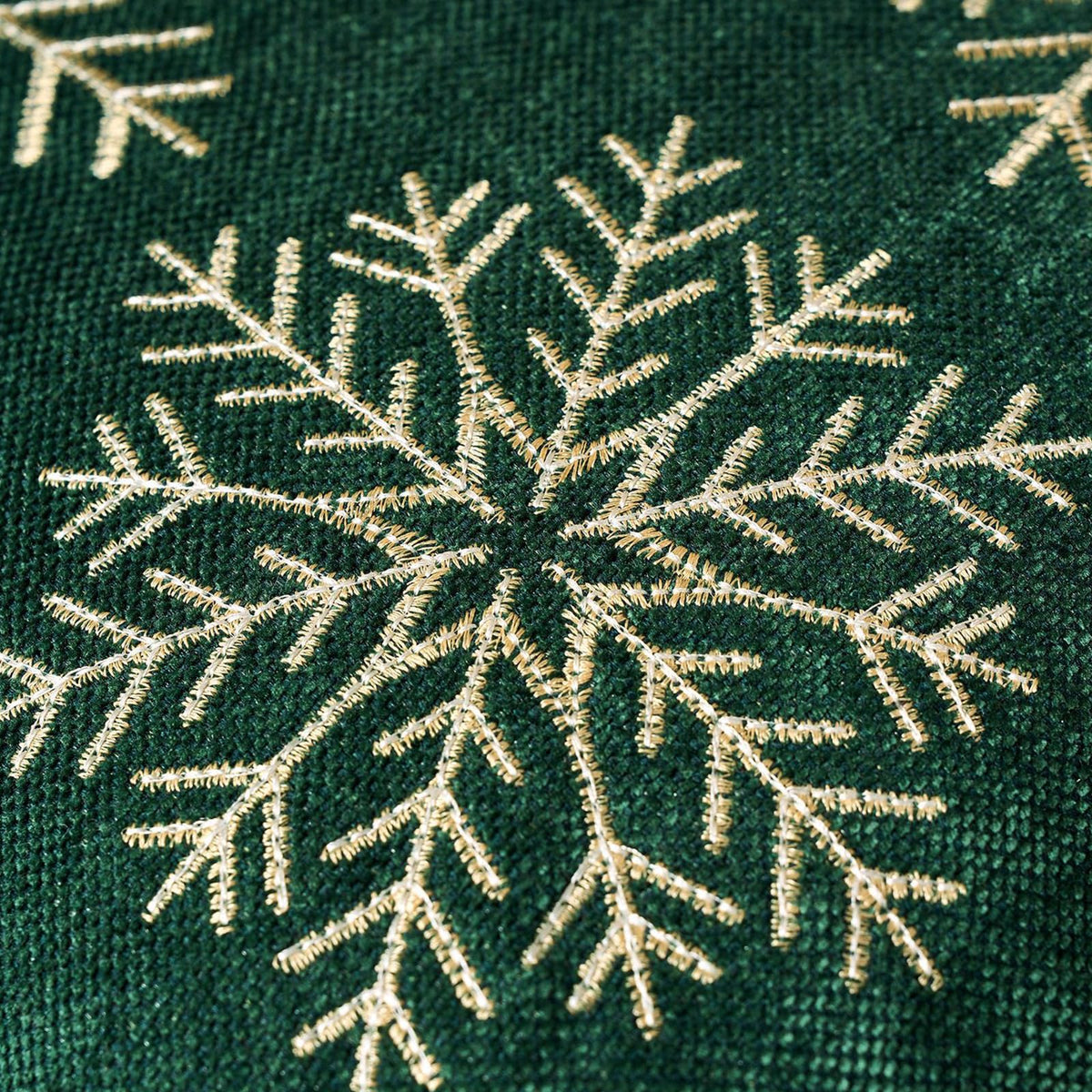 Tufted Snowflake Pillow Covers - Green Tasseled Snowflake
